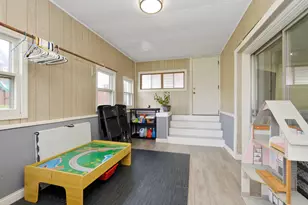 8037 McVicker Ave, Burbank, IL 60459 - Photo 21