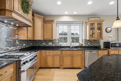 21261 Somerset Street, Shorewood, IL 60404 - Photo 15