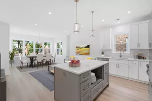 6423 N Washtenaw Ave, Chicago, IL 60645 - Photo 3