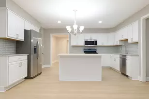 8226 Bob O Link Rd, Orland Park, IL 60462 - Photo 5