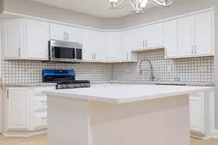 8226 Bob O Link Rd, Orland Park, IL 60462 - Photo 7