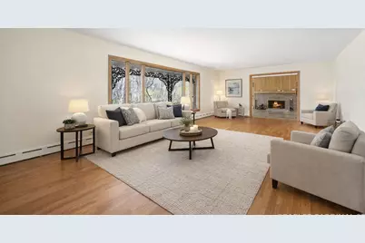 501 Glenwood Trail, Elgin, IL 60120 - Photo 3