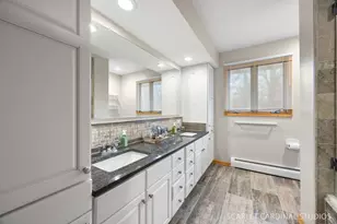 501 Glenwood Trail, Elgin, IL 60120 - Photo 19