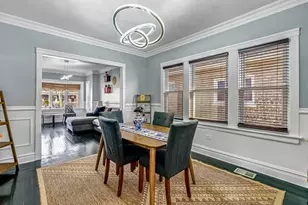 2326 Elmwood Ave, Berwyn, IL 60402 - Photo 7