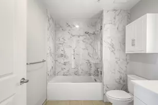 850 N Lake Shore Dr, Chicago, IL 60611 - Photo 19