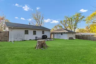 111 S Bartlett Rd, Streamwood, IL 60107 - Photo 19