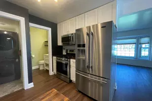 211 E Oneida Ave, Bartlett, IL 60103 - Photo 7