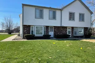 211 E Oneida Ave, Bartlett, IL 60103 - Photo 1