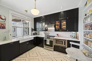 233 Clinton Ave, Oak Park, IL 60302 - Photo 9