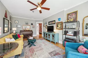 233 Clinton Ave, Oak Park, IL 60302 - Photo 3