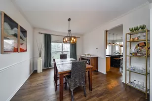 38W931 McNair Dr, Geneva, IL 60134 - Photo 9