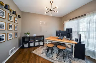 38W931 McNair Dr, Geneva, IL 60134 - Photo 5