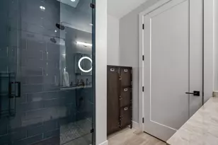 676 N Kingsbury St, Chicago, IL 60654 - Photo 25