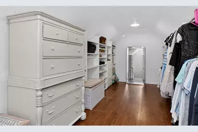 1614 Sawyer Avenue, Glen Ellyn, IL 60137 - Photo 15