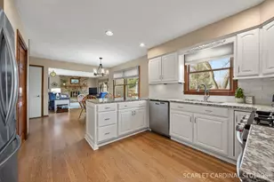 4N890 Chaffield Dr, Saint Charles, IL 60175 - Photo 11