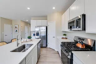 311 Twinleaf Trail, Yorkville, IL 60560 - Photo 17