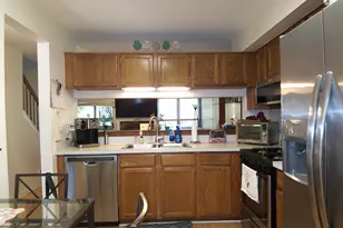 1069 Talbots Ln, Elk Grove Village, IL 60007 - Photo 5
