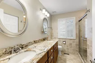 28621 Wagon Trail Rd, Lakemoor, IL 60051 - Photo 11