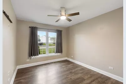 28621 Wagon Trail Road, Lakemoor, IL 60051 - Photo 13