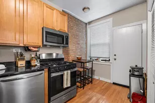 901 W Cornelia Ave, Chicago, IL 60657 - Photo 11