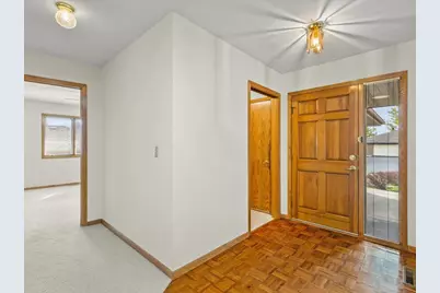 [Address not provided], Rockford, IL 61108 - Photo 5