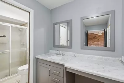 105 W Dover Drive, Mount Prospect, IL 60056 - Photo 17