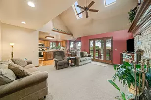 520 Rees St, Hinckley, IL 60520 - Photo 5