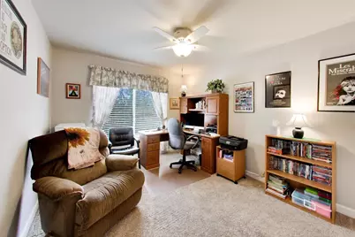 5660 Trinity Court, Gurnee, IL 60031 - Photo 23