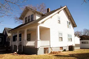 207 Poplar St, Depue, IL 61322 - Photo 1