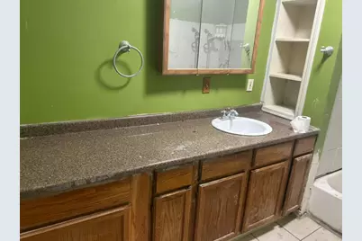 18019 Lorenz Avenue, Lansing, IL 60438 - Photo 7