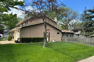 5S671 Park Meadow Dr, Naperville, IL 60540 - Photo 37