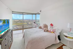 9655 Woods Dr, Skokie, IL 60077 - Photo 5