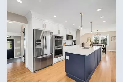 452 E Adams Street, Elmhurst, IL 60126 - Photo 3