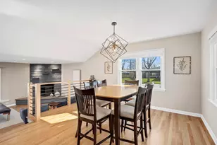 452 E Adams St, Elmhurst, IL 60126 - Photo 5