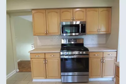 3835 Winston Drive, Hoffman Estates, IL 60192 - Photo 7