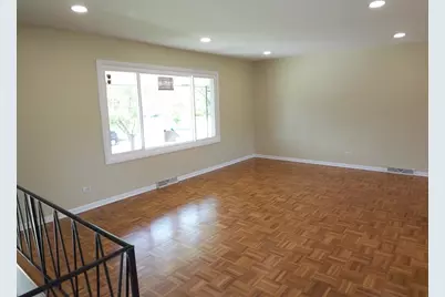 3835 Winston Drive, Hoffman Estates, IL 60192 - Photo 3