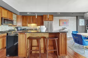 4350 N Broadway St, Chicago, IL 60613 - Photo 5