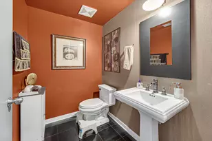 4350 N Broadway St, Chicago, IL 60613 - Photo 13