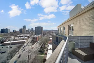 4350 N Broadway St, Chicago, IL 60613 - Photo 17