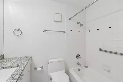 111 E Chestnut Street #25F, Chicago, IL 60611 - Photo 11