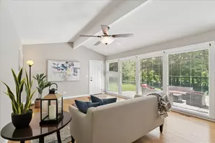 505 S Butterfield Rd, Libertyville, IL 60048 - Photo 9