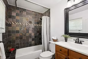 505 S Butterfield Rd, Libertyville, IL 60048 - Photo 17
