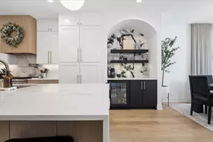 2640 N Bosworth Ave, Chicago, IL 60614 - Photo 7