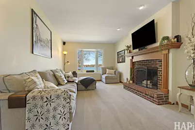 33254 N Cove Road, Grayslake, IL 60030 - Photo 15