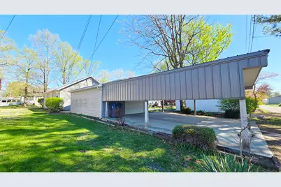 322 Linden Avenue, Centralia, IL 62801 - Photo 11