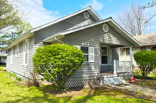 322 Linden Ave, Centralia, IL 62801 - Photo 3