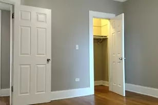 7729 S Essex Ave, Chicago, IL 60649 - Photo 11