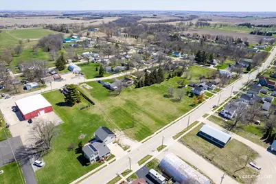 237 Peru Street, Paw Paw, IL 61353 - Photo 5