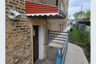 2170 N Moody Avenue, Chicago, IL 60639 - Photo 3