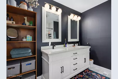 550 W 45th Street, Chicago, IL 60609 - Photo 17